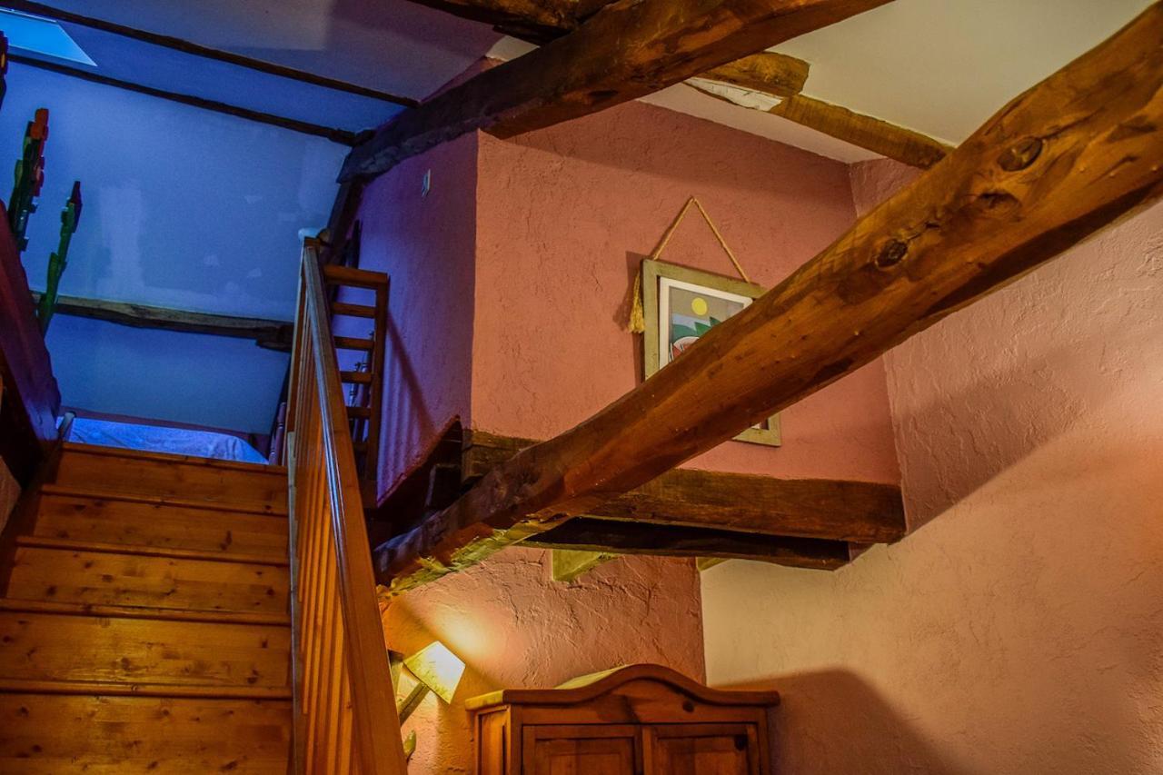 Posada El Rincon De Babia La Cueta Exterior foto